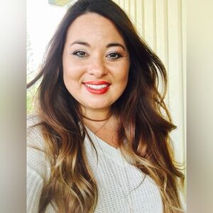 Meet your Posher, Alana